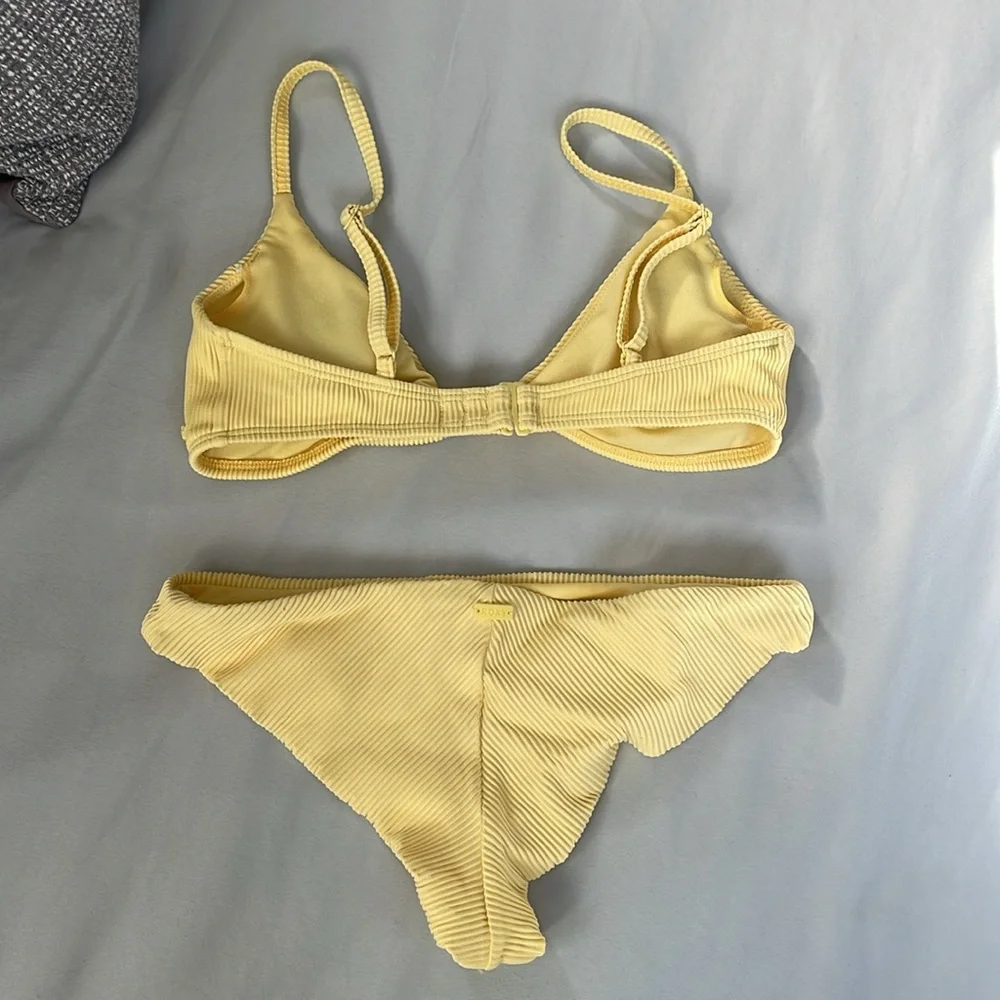 Roxy Ribbed Yellow Bikini Set - Picture 2 of 2